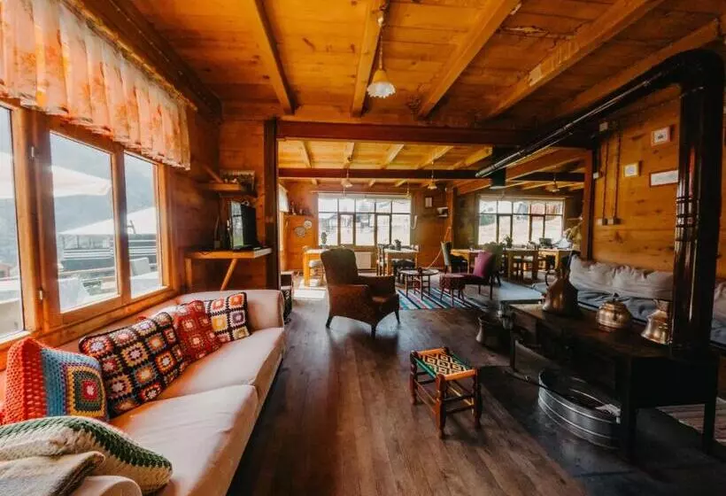 Hotel Kuşpuni Mountain Lodge