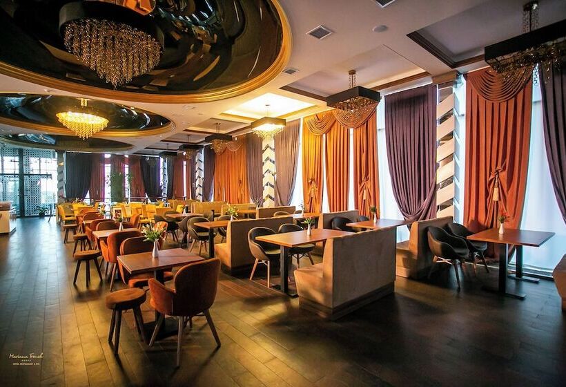 هتل Mariana Trench