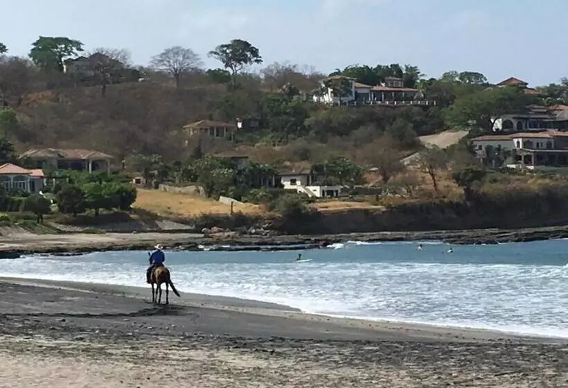 Hotelli Monoloko Lodge Popoyo