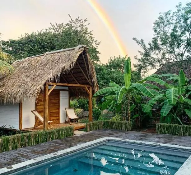 Hotelli Monoloko Lodge Popoyo