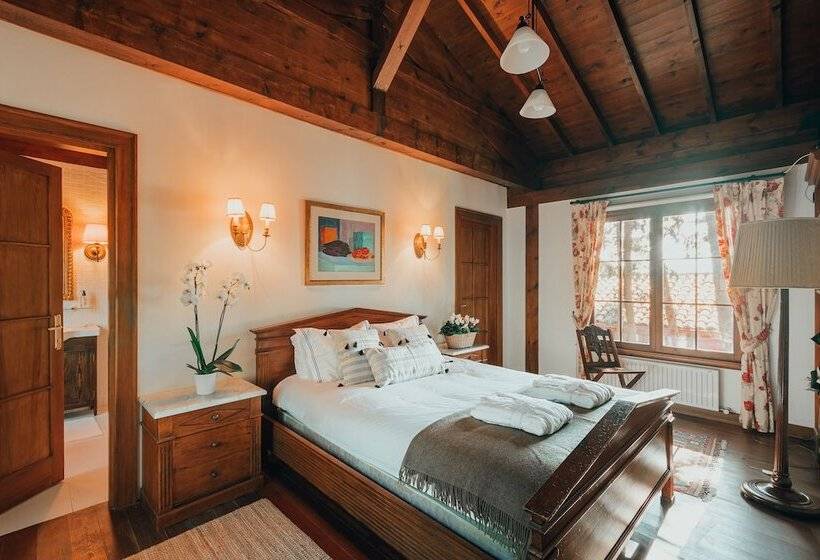 ホテル The Lake House