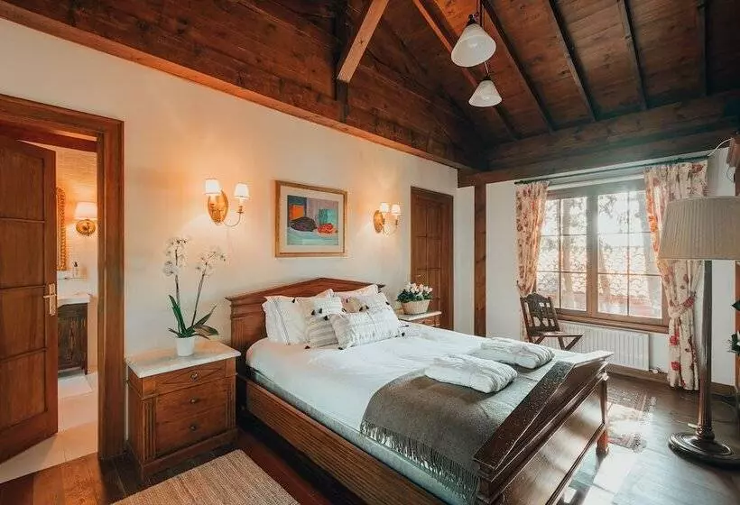 ホテル The Lake House