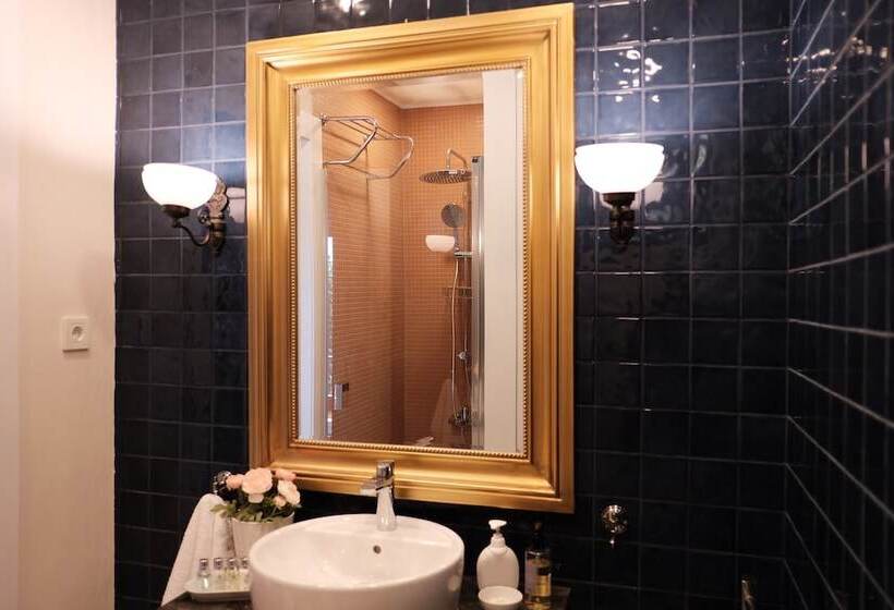 ホテル The Lake House