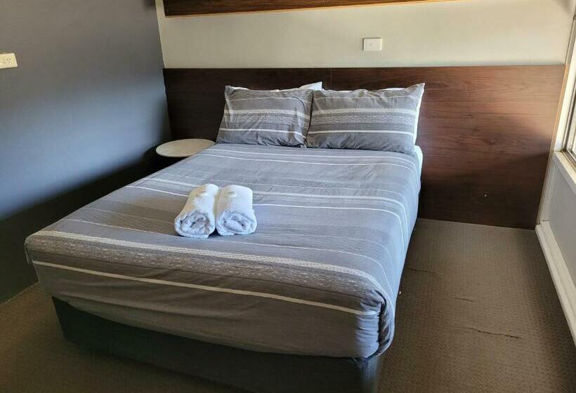 Мотель Palm And Pawn Motor Inn