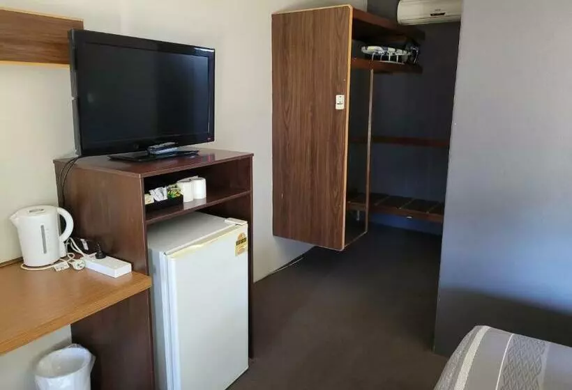 Motelli Palm And Pawn Motor Inn