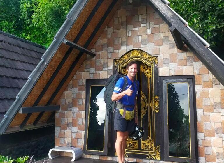 膳宿费 Zelobi Venture