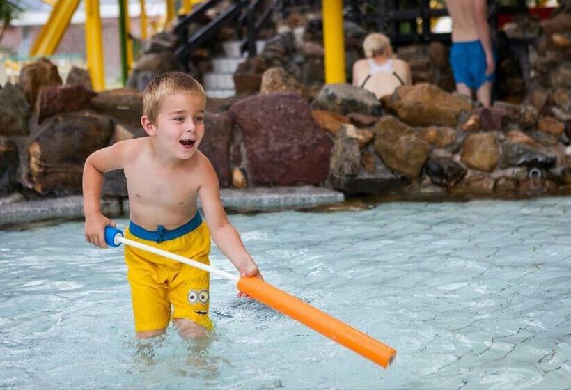 אתר נופש Hh Laambeek Mobile Home