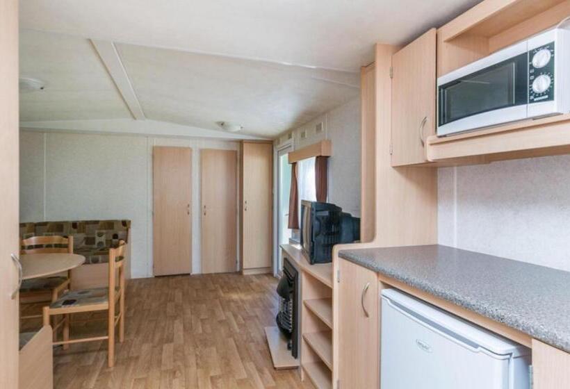 אתר נופש Hh Laambeek Mobile Home