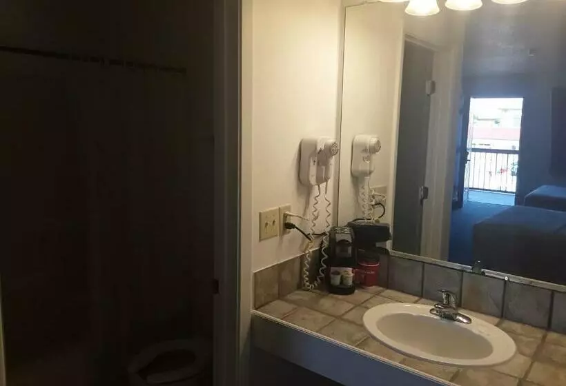 Retkeilymaja Italy Inn