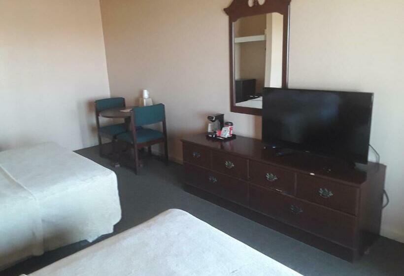 Общежитие Italy Inn