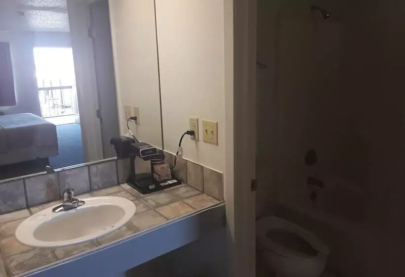 Retkeilymaja Italy Inn