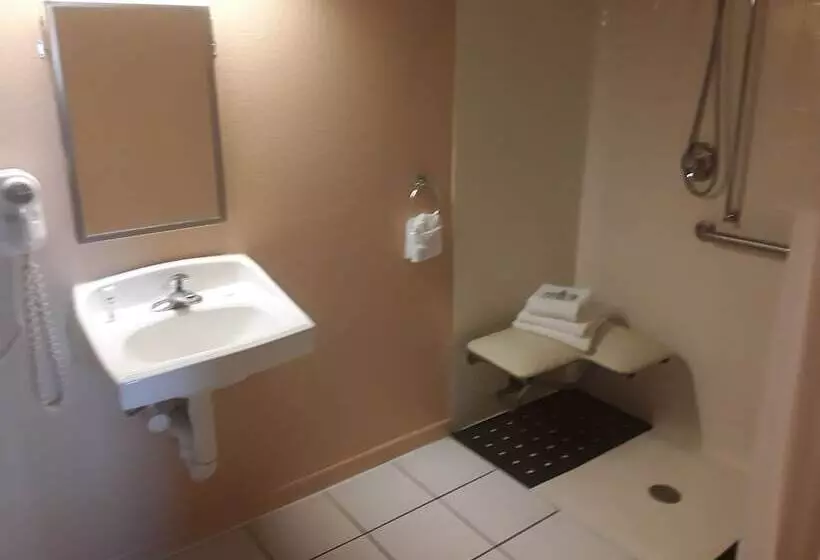 Retkeilymaja Italy Inn