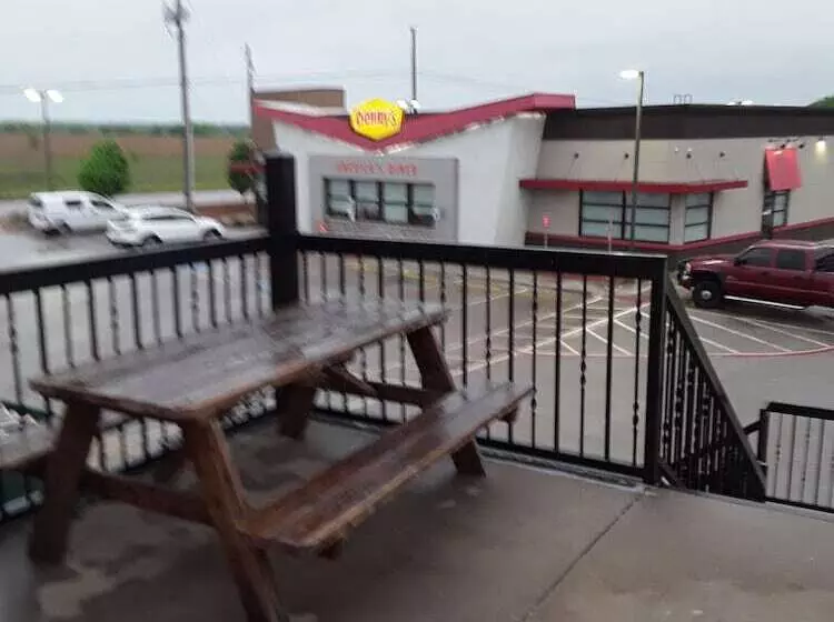 Retkeilymaja Italy Inn