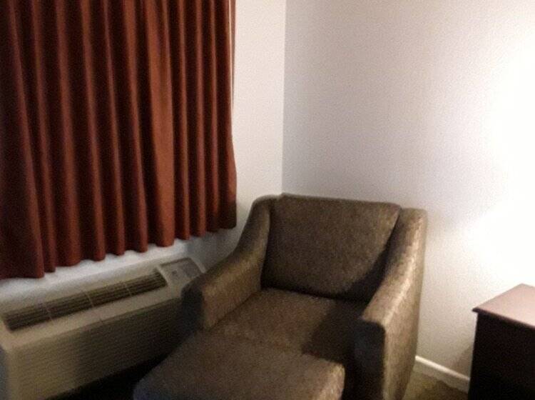 Общежитие Italy Inn