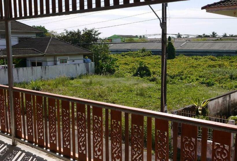 هاستل Punnpannsuk