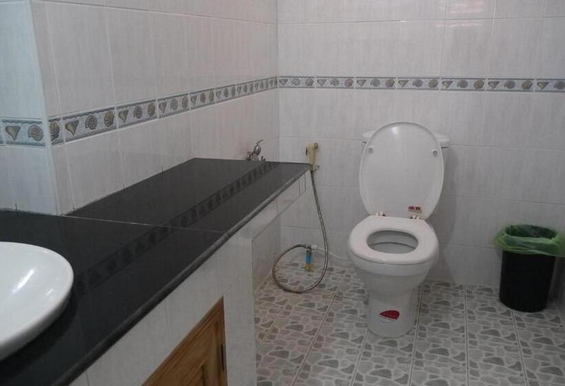 هاستل Punnpannsuk