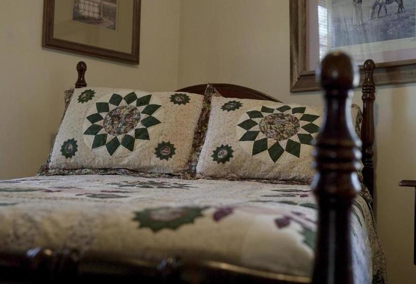 Bed and Breakfast Prairie Creek Inn