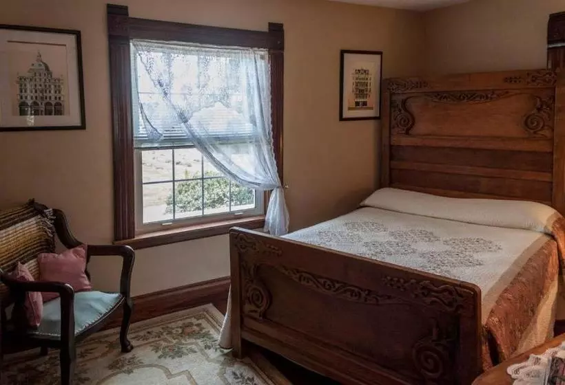 Aamiaismajoitus (B&B) Prairie Creek Inn