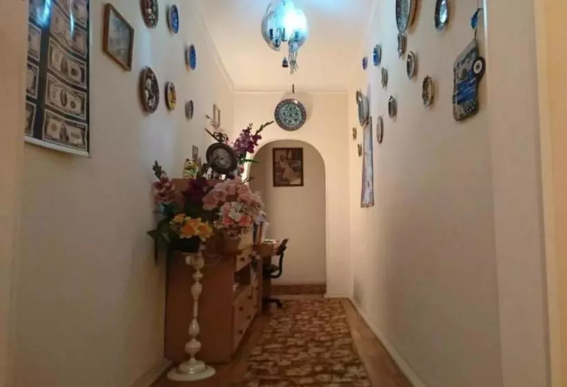 تختخواب و صبحانه Valentina S Guest House
