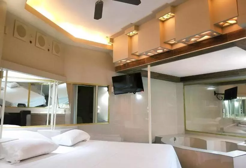 El Gran Marques Hotel/motel