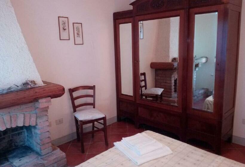 ホテル Agriturismo Valle Isola La Tana Del Gusto