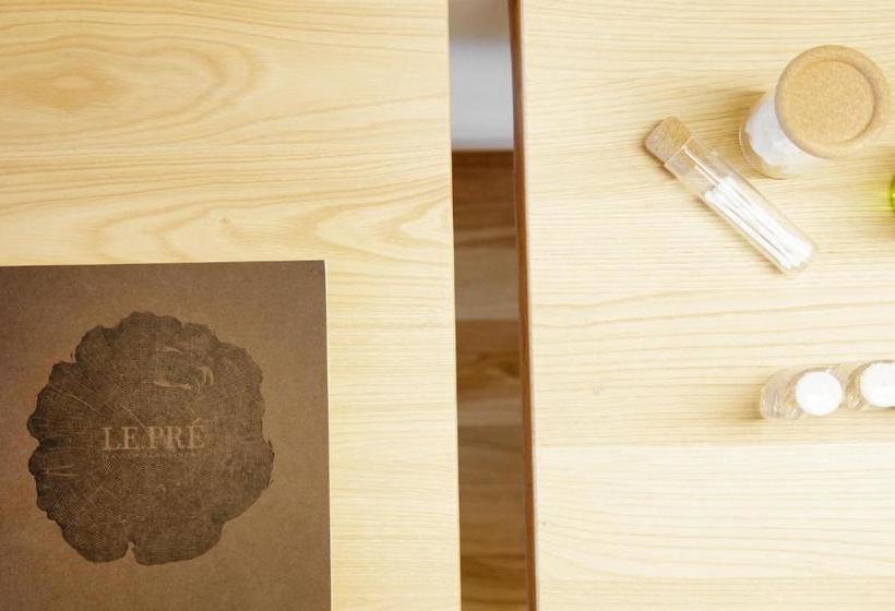 ホテル Hôtel & Restaurant Le Pré