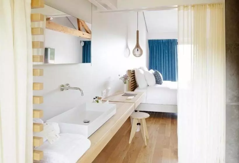 Hotelli Hôtel & Restaurant Le Pré