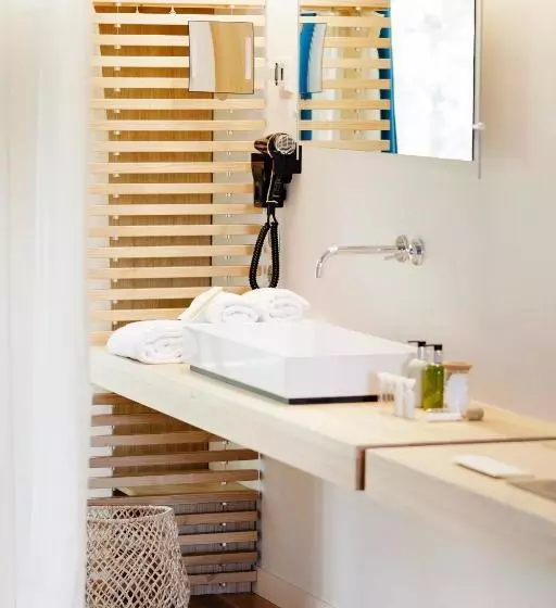 Hotelli Hôtel & Restaurant Le Pré