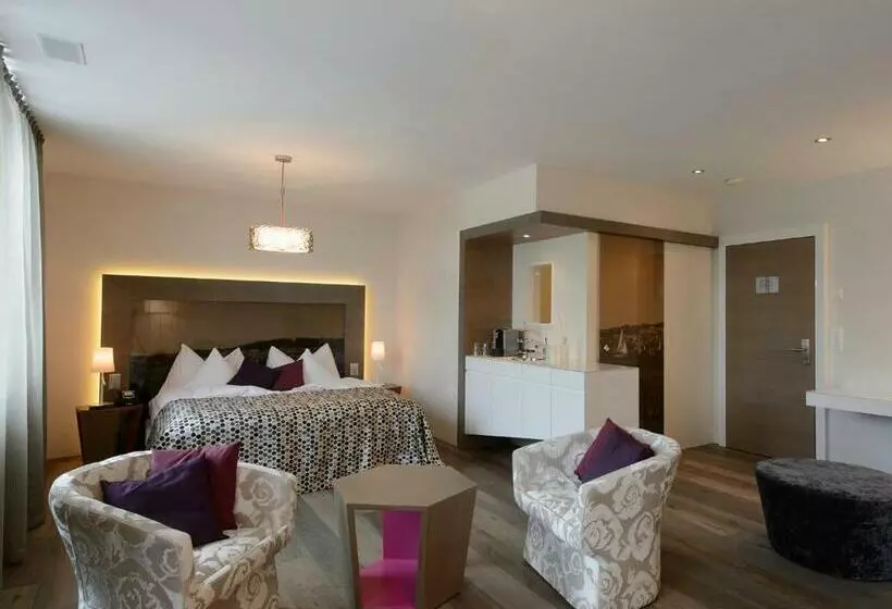 Hotelli Restaurant Schifflände