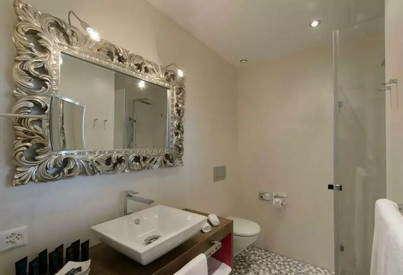 Hotelli Restaurant Schifflände