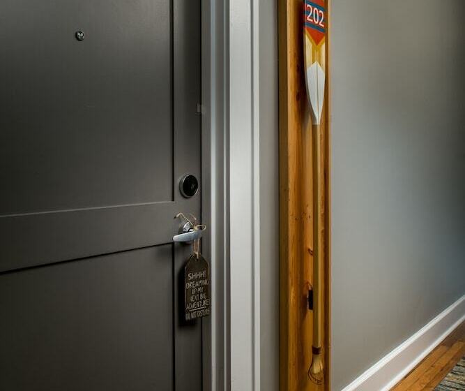 ホテル Western Front