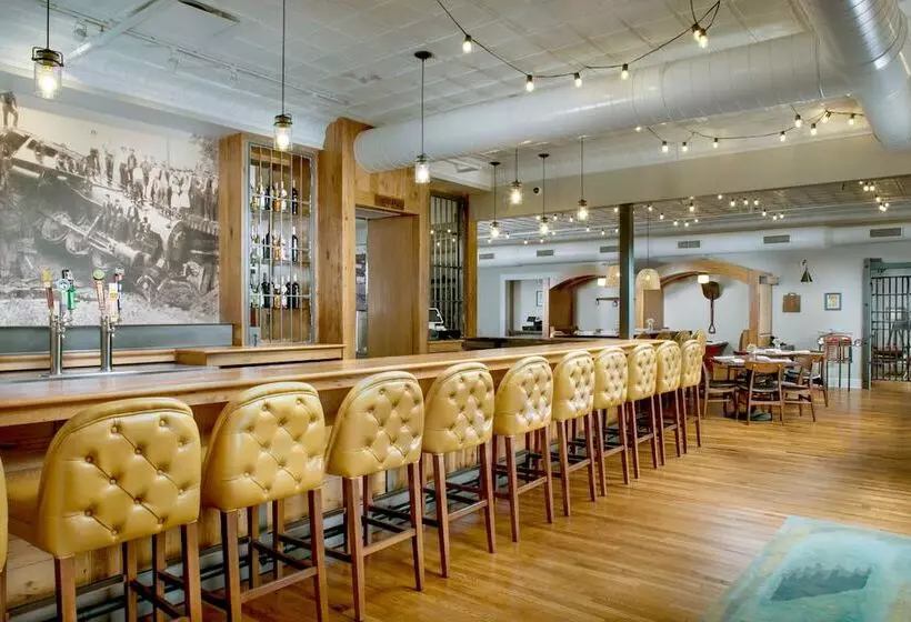 Hotelli Western Front