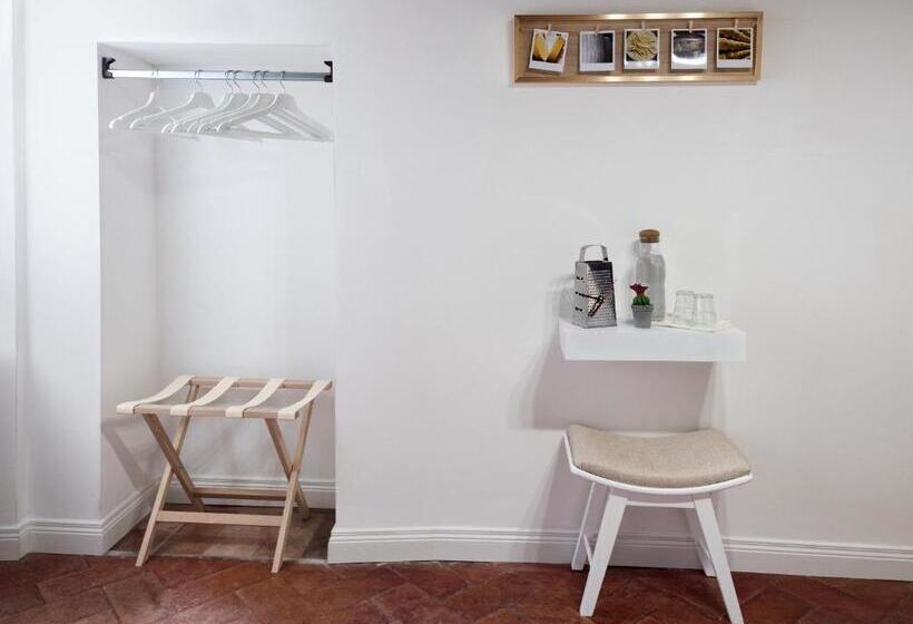 بنسيون Borgodieci