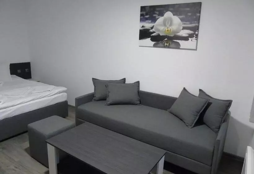 Majatalo Guest House Dar