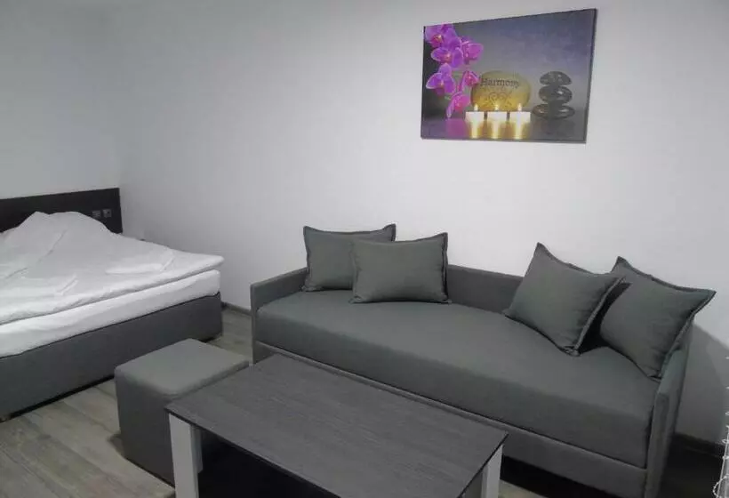 Majatalo Guest House Dar