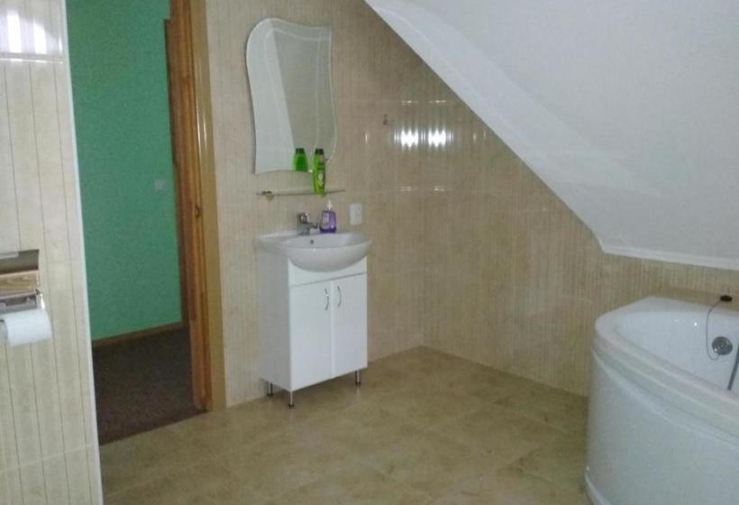 ペンション Oselya Guest House