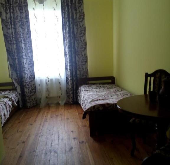 ペンション Oselya Guest House