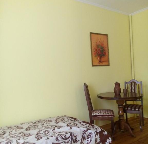 ペンション Oselya Guest House