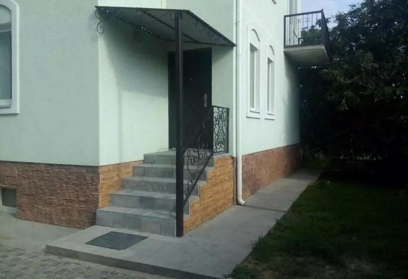 ペンション Oselya Guest House