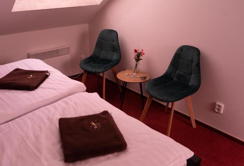 بنسيون Penzion Tadeášovy Domky