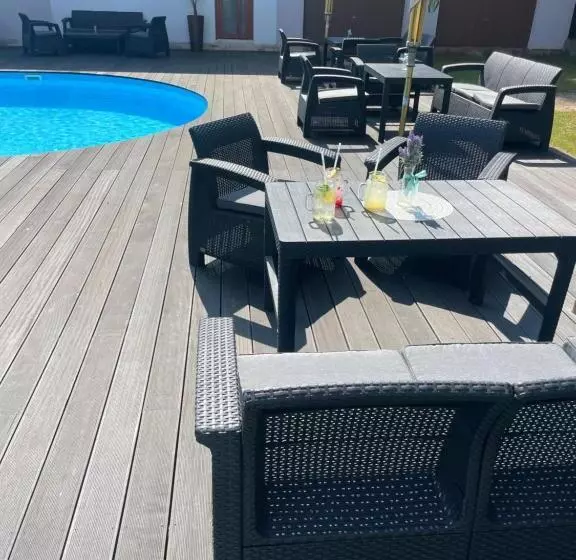 Majatalo Penzion Tadeášovy Domky