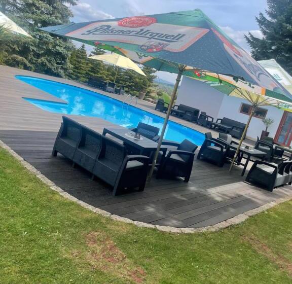 بنسيون Penzion Tadeášovy Domky