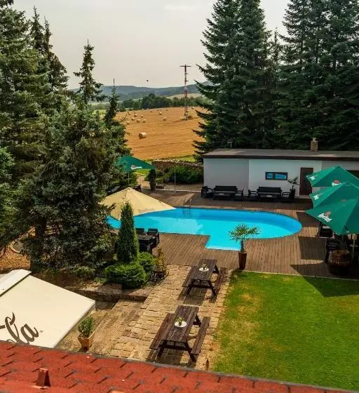 Majatalo Penzion Tadeášovy Domky