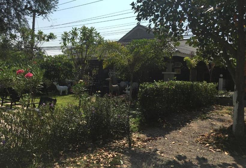 אתר נופש Baan Sang Chan 2