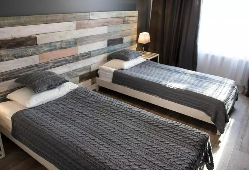 ユースホステル дальний кордон