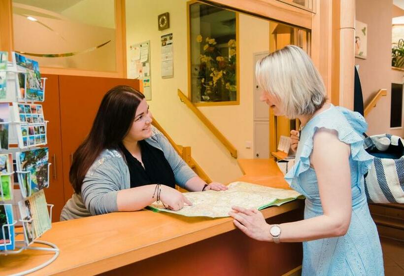 هاستل Aktiv Hotel Stock & Stein