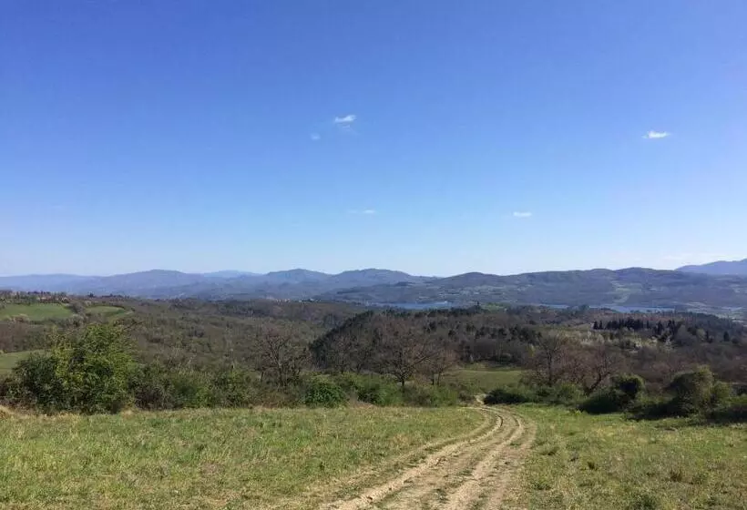 ホテル Agriturismo Corzano