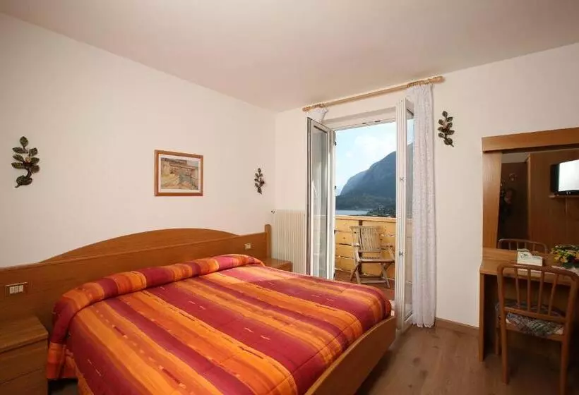 Hotelli Garnì Villanova