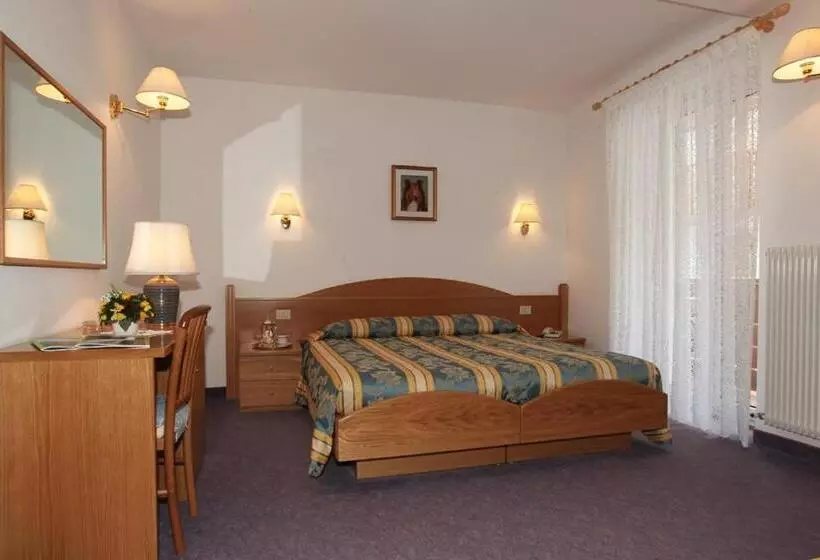 Hotelli Garnì Villanova