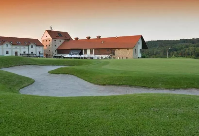 ホテル Greensgate Golf And Leisure Resort